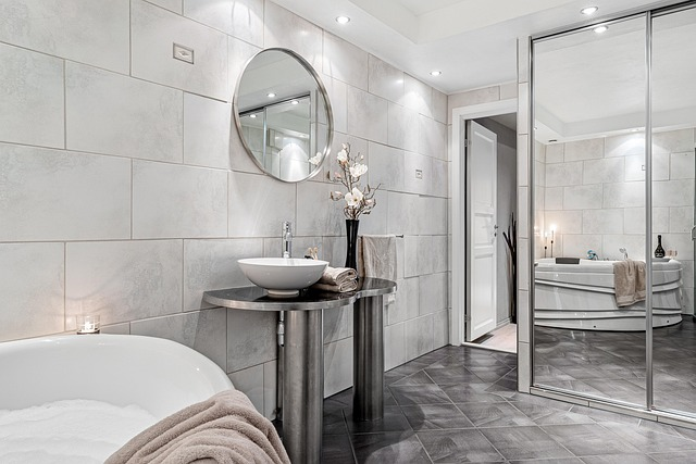 8 Designer Tricks to Make Your Bathroom Look Luxurious